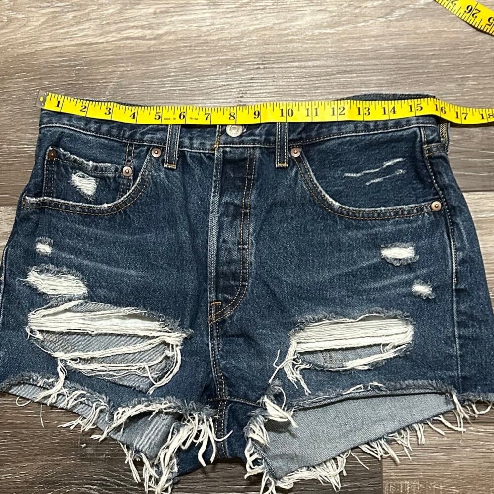 Levi's 501 Original Distressed Cut Off Denim Shorts Women's W30 Button Fly - Picture 8 of 11